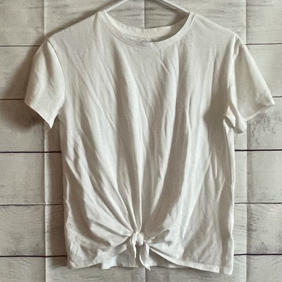 art class Other - Art Class Brand white knot t-shirt size 14 / 16 XL